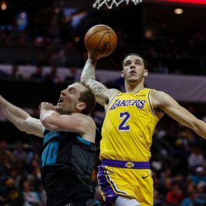 Meet your Posher, Derek